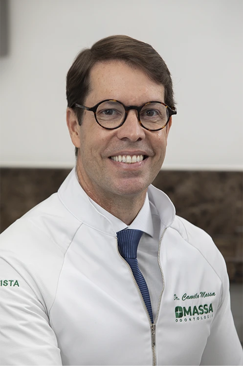 Dr. Camilo Massa
